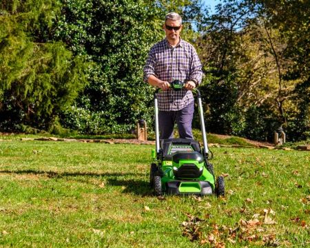 Greenworks tööriist 60 V 21" juhtmeta akuga niiduk ja 16" nöörtrimmeri kombineeritud komplekt koos (2) aku ja kahe pordiga laadijaga 8H0T4V288